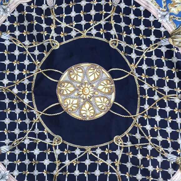 Vintage Pierre Balmain silk scarf - Picture 6 of 12